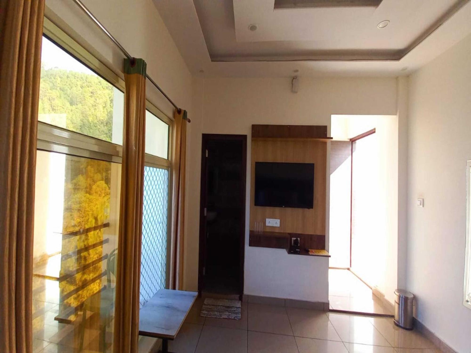 Sunny Pines Resort Lansdowne Bagian luar foto